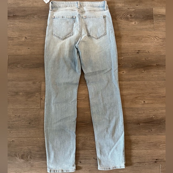 NWT WOW Straight High-Rise Jeans (S/P Length) - Picture 6 of 6